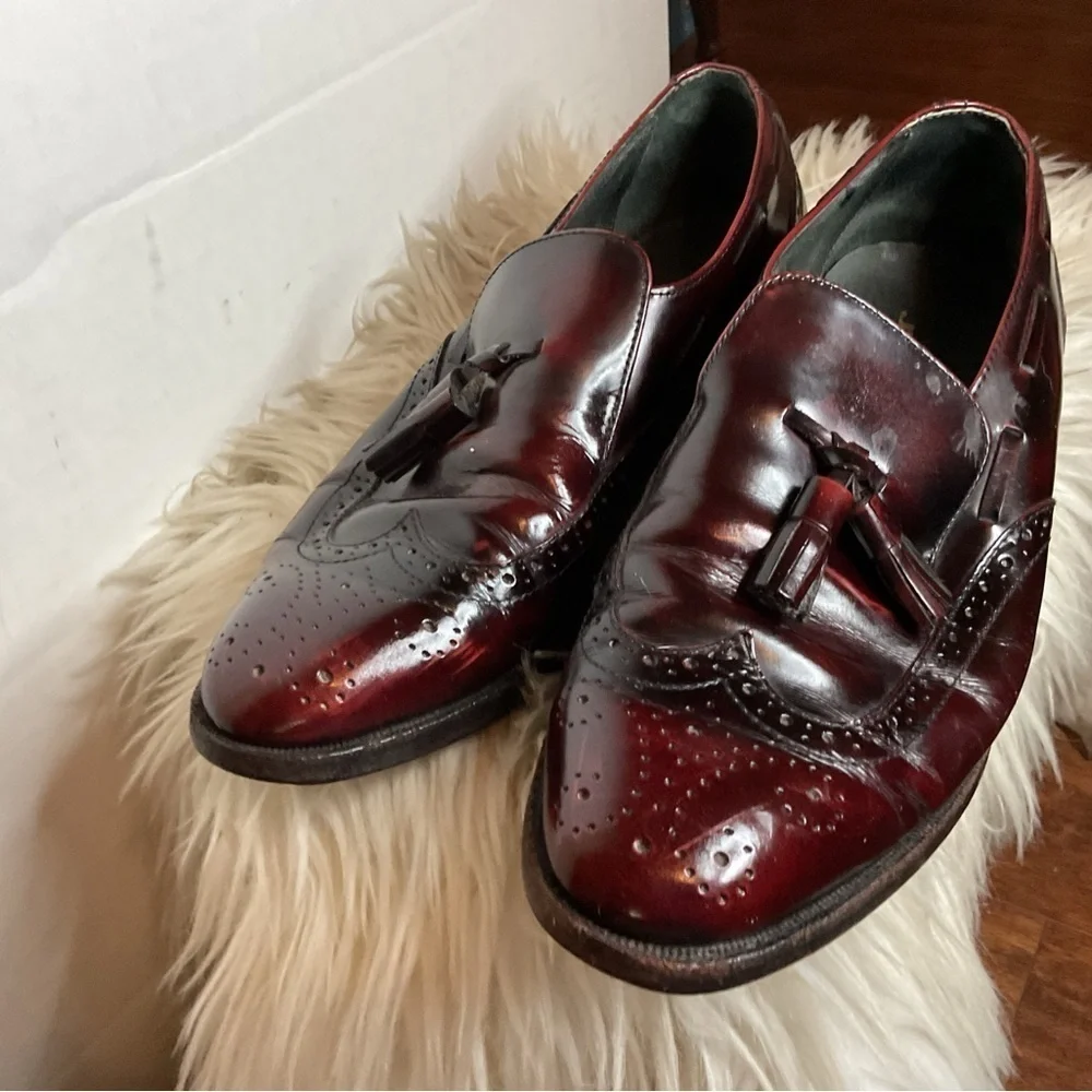Jarman Men's Burgundy Leather Tasseled loafers 9.5 D